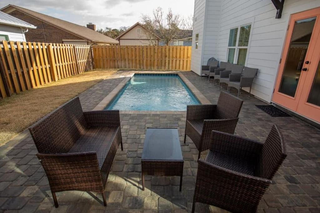 הוילה פנמה סיטי ביץ' Coral Reef - Brand New Build, Pet Friendly, Private Pool! Sleeps 9! מראה חיצוני תמונה