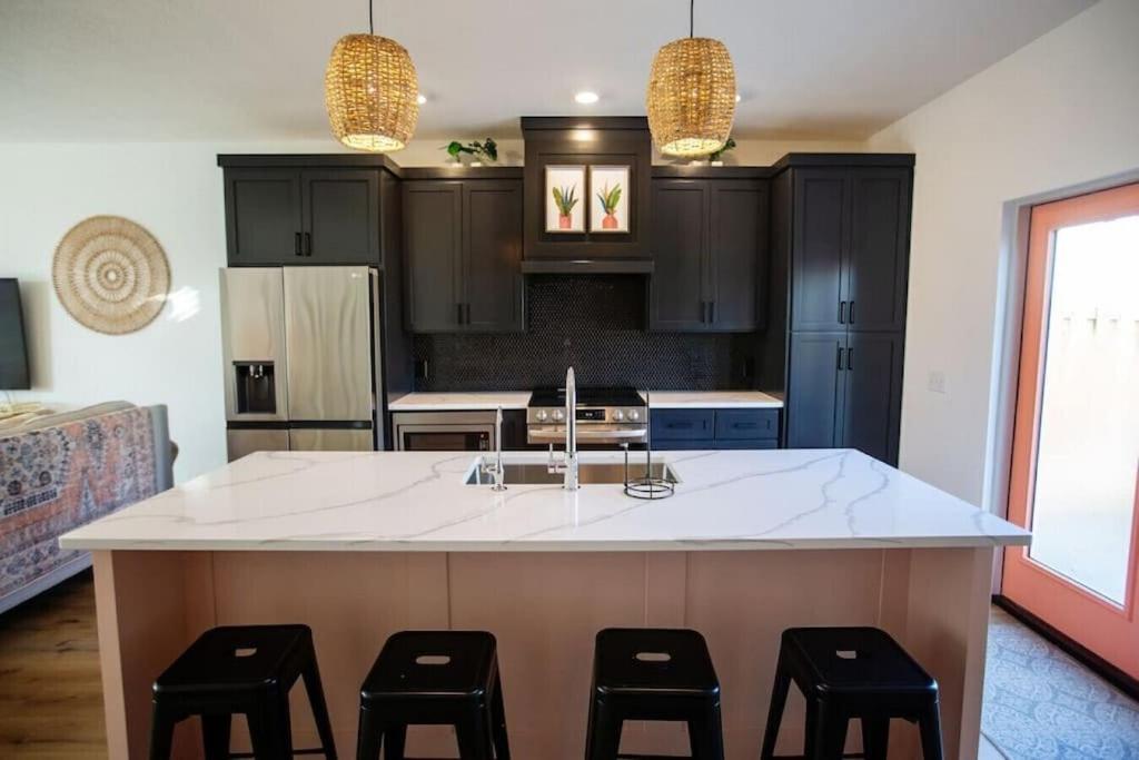 הוילה פנמה סיטי ביץ' Coral Reef - Brand New Build, Pet Friendly, Private Pool! Sleeps 9! מראה חיצוני תמונה